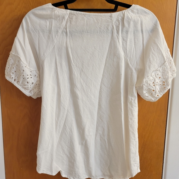 White Puffy Sleeve Blouse - Picture 2 of 3